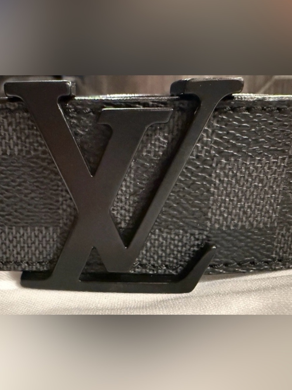 Louis Vuitton Black Damier Graphite Belt with Black LV Buckle.Size 100/40